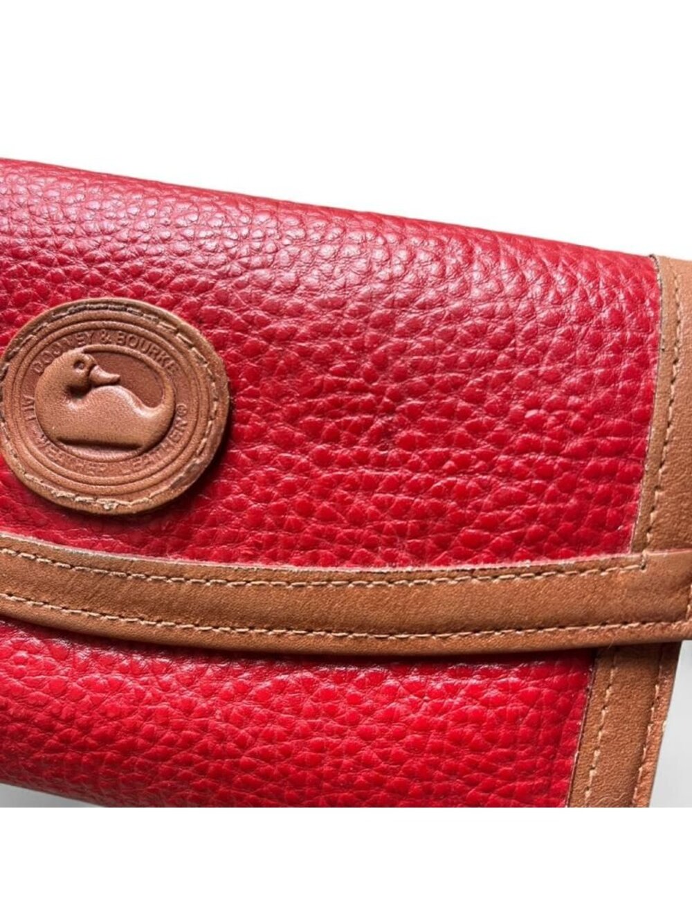 Dooney & Bourke Red Bifold Leather Wallet Preppy Vintage Americana Luxury Cute - Picture 2 of 7